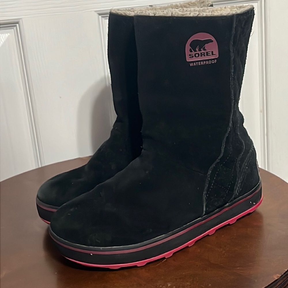 🔥🔥 SOREL Glacy Black & Pink SherpaLined Waterproof Suede Boots - Women Sz 5